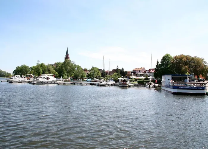 Apartamento Unter Den Kiefern 109 Og Röbel